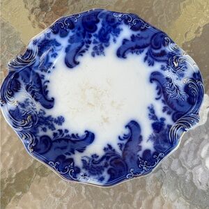 RARE Argyle flow blue china vintage 10.5 inch cake/pastry plate